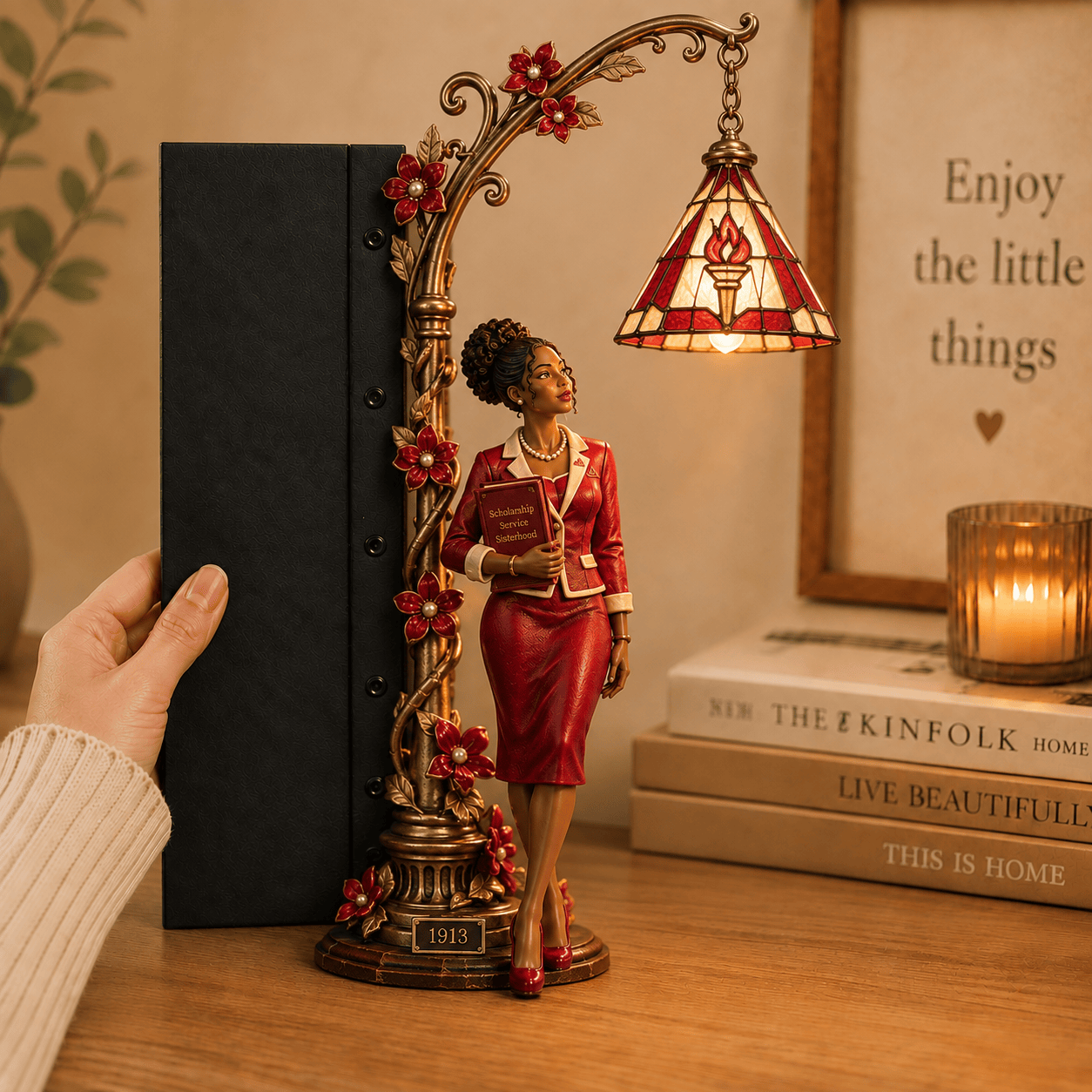 Premium DST Bookshelf Figurines Lamp NTNA